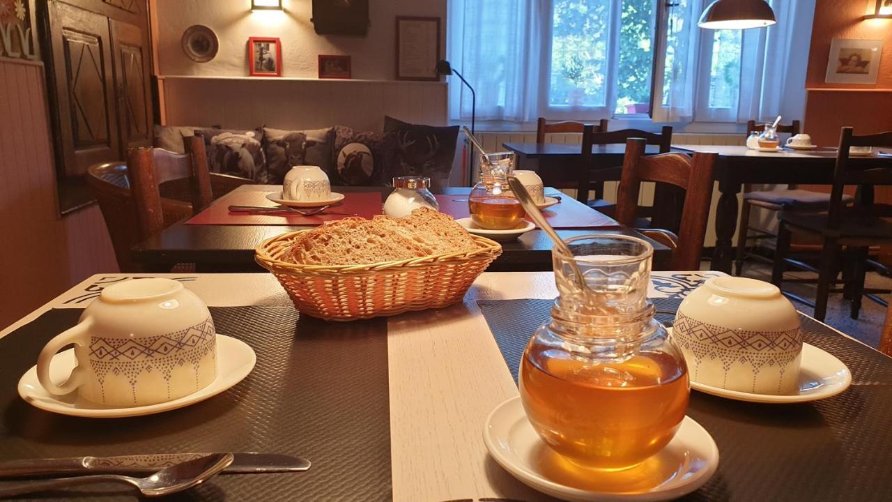 Auberge De Trente Pas Saint-Ferréol-Trente Dış mekan fotoğraf