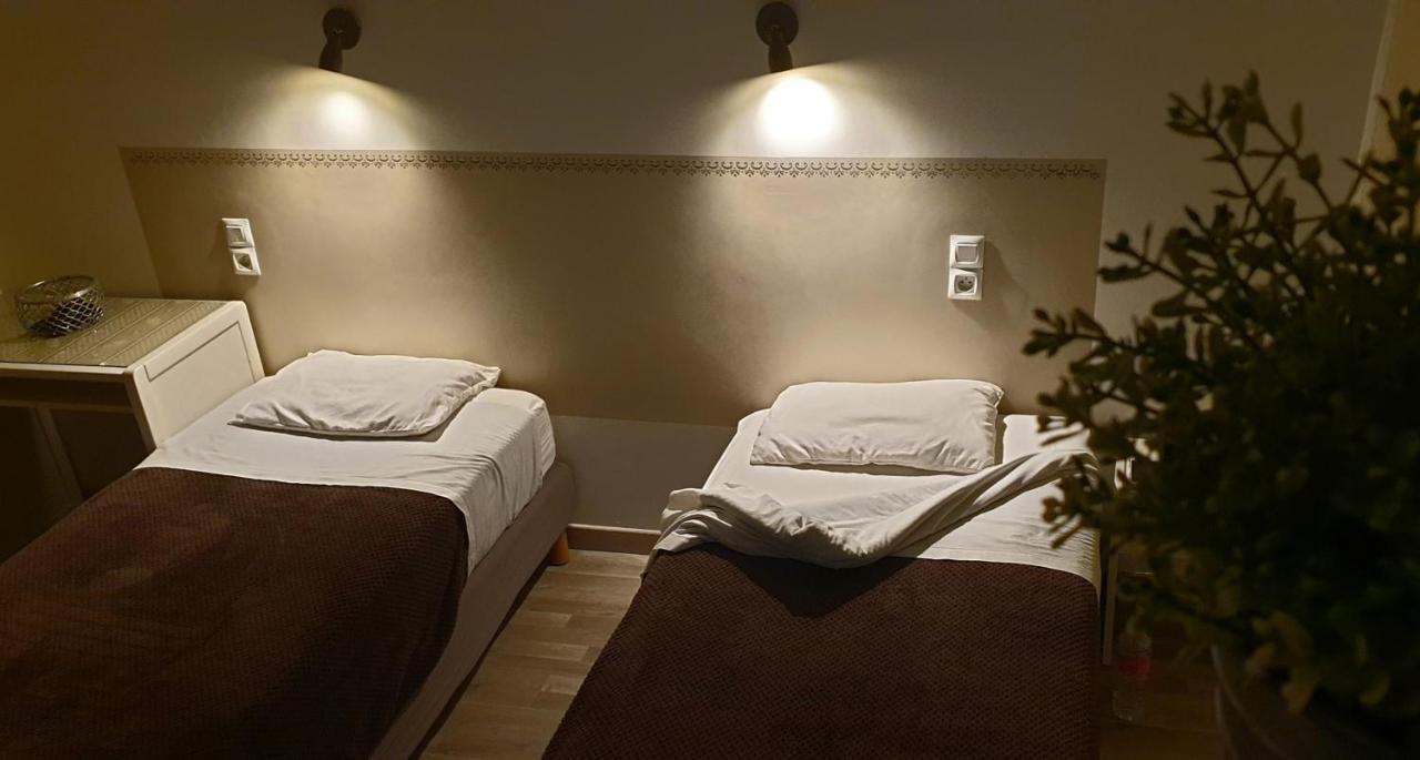 Auberge De Trente Pas Saint-Ferréol-Trente Dış mekan fotoğraf